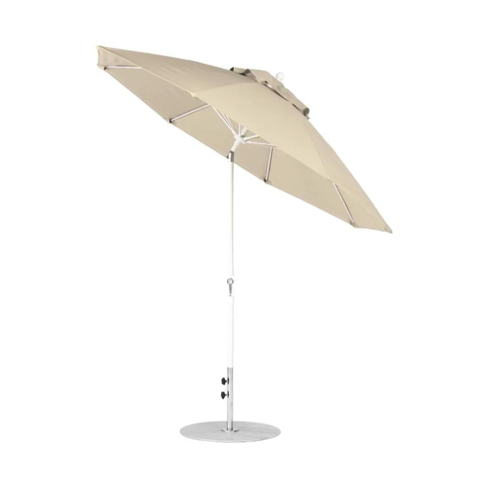 Ledge Lounger 9ft Octagon Crank Auto Tilt Essential Fiberglass Umbrella