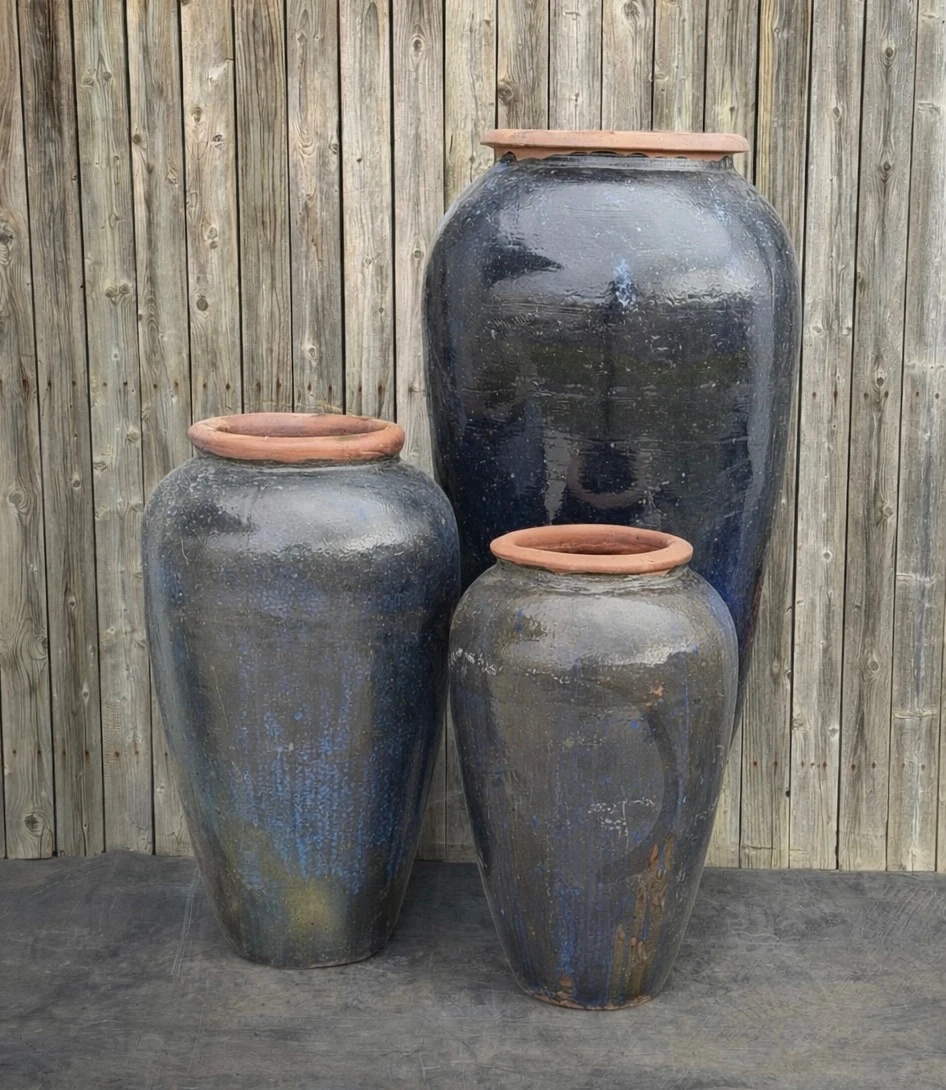 Tuscany Broncos Triple Ceramic Vase FNT50913 - Complete Fountain Kit